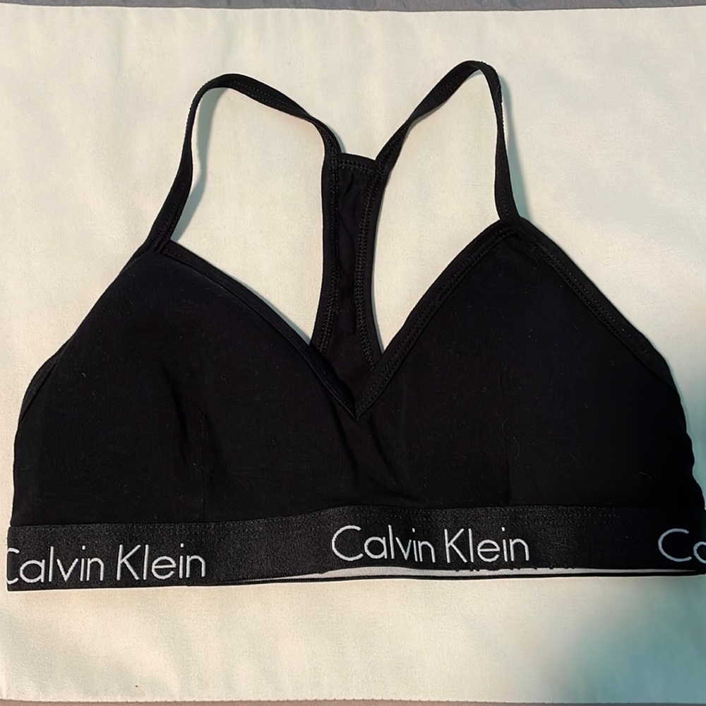 Calvin Klein Black bralette sports bra M never work